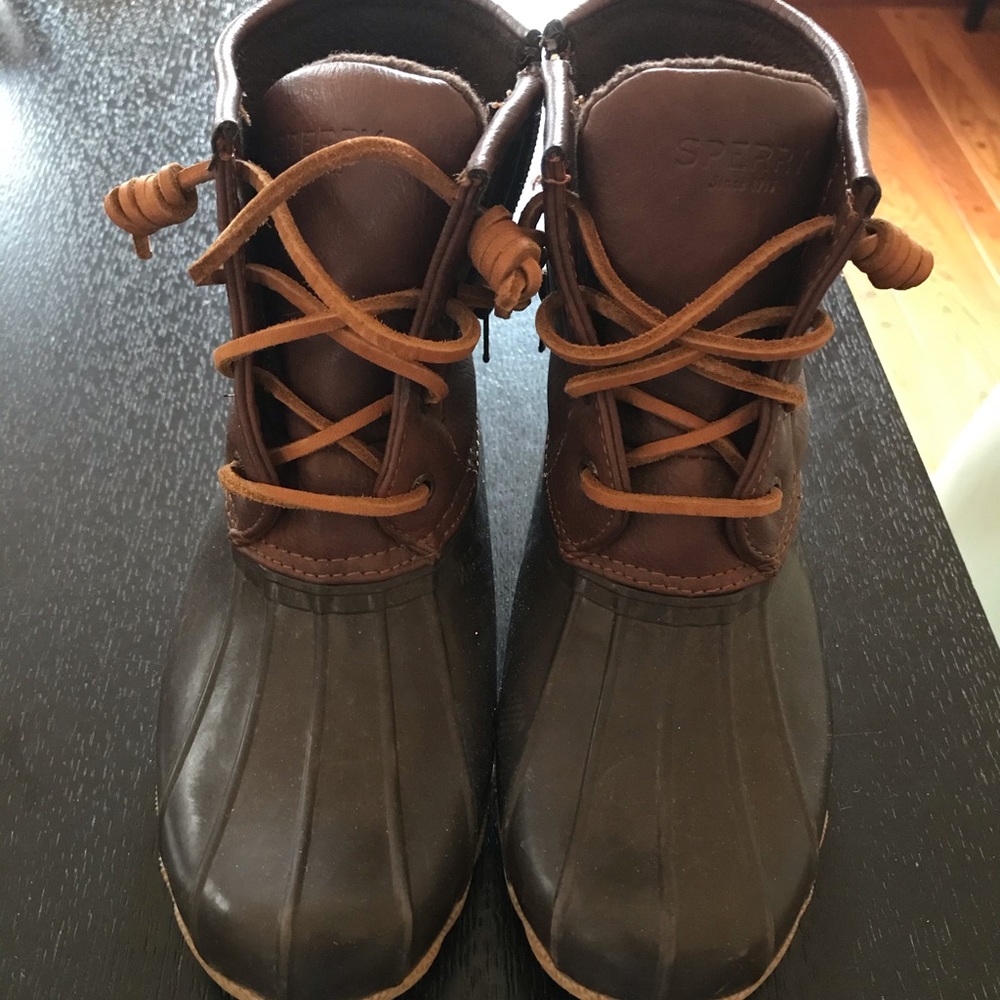 Girls Sperry Boots- hardly worn